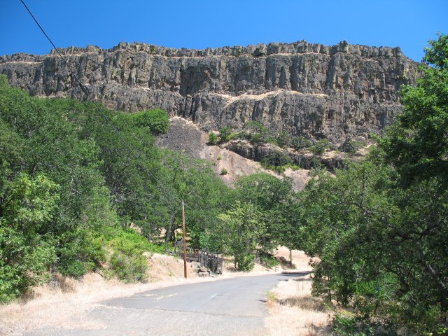 7.30.06 Coyote Wall, Labyrinth 004 